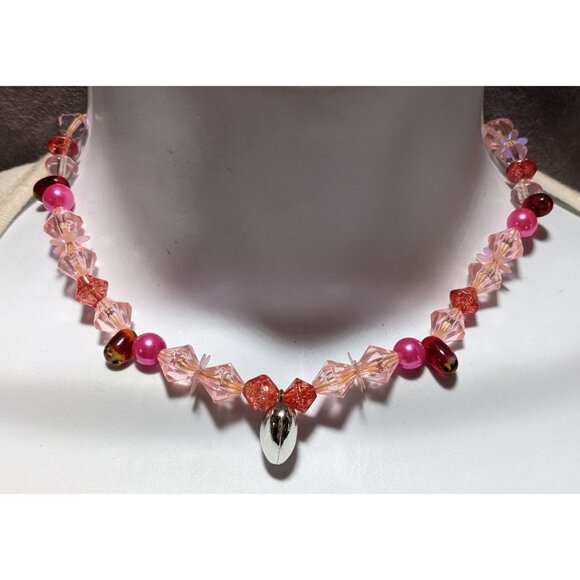 Handmade Beaded Coquette Necklace - Picture 6 of 9